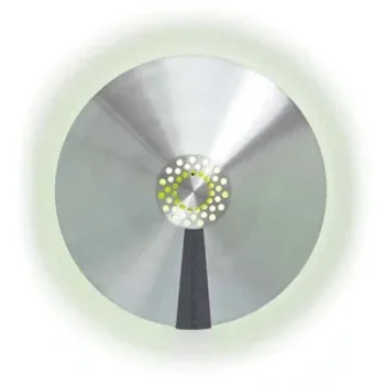 Insectocaçador inox Aura 40 m² com lâmpada UV Synergetic para captura higiénica de insetos voadores em cozinhas e restaurantes.